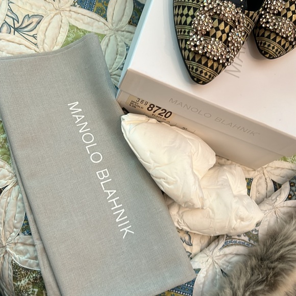 Manolo Blahnik 39.5 gorgeous worn once to event! - Picture 6 of 10